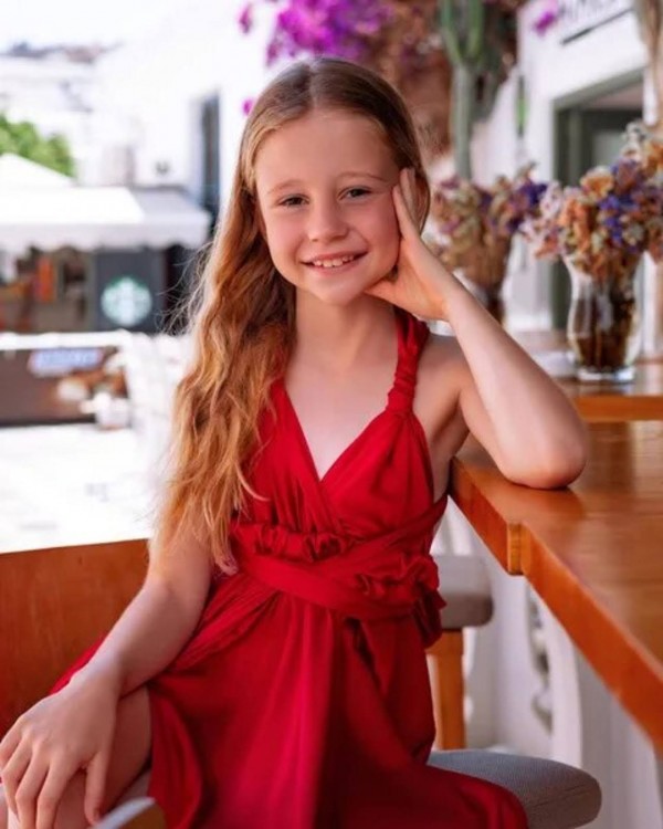 сколько зарабатывает Like Nastya